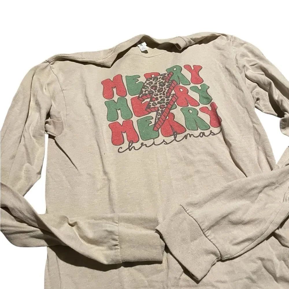 Merry Christmas Graphic Long Sleeve Shirt great condition size small